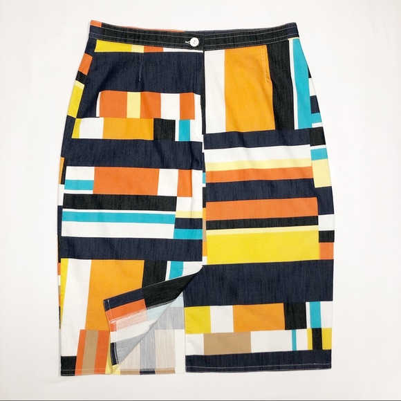 Geometric Print Blazer and Skirt Set Size M - Picture 5 of 14